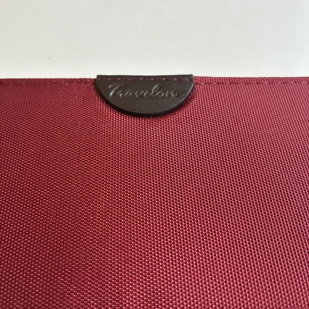 Travelon Wallet RFID Blocking Anti Theft Safe ID Deep Red /Beige Brand New